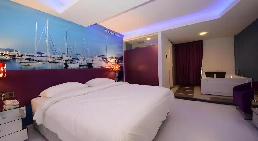 Unic Hotel 2*, Kota Kinabalu Malaysia